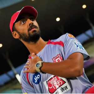 Varun-Chakravarthy-mystery-spinner-bio-ipl