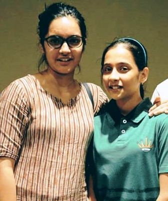 divya-deshmukh-family-sister divya-deshmukh-family-sister