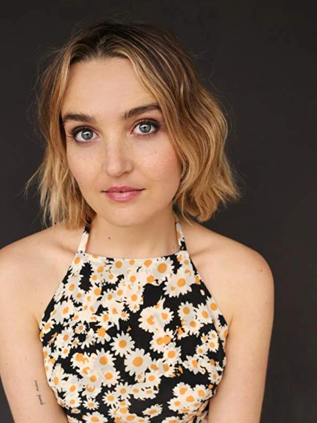 chloe fineman story
