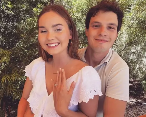 liana-liberato-parents-husband-height-age-movies-bio-facts