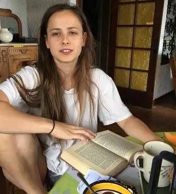 Pauline Chalamet Height, Parents, Partner, Movies, TV, Bio & Facts